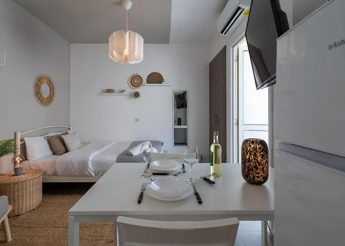 Orchid's Cozy & Balcony In Apartman *