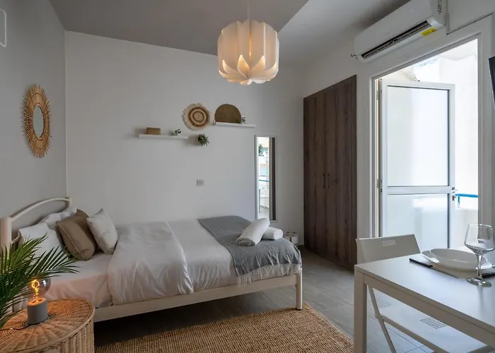 Apartman Orchid's Cozy & Balcony In