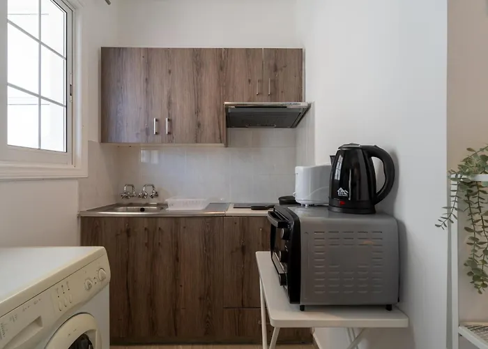 Orchid's Cozy & Balcony In Apartman Lárnaka