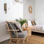 Apartment Orchid's Cozy & Balcony In Larnaca