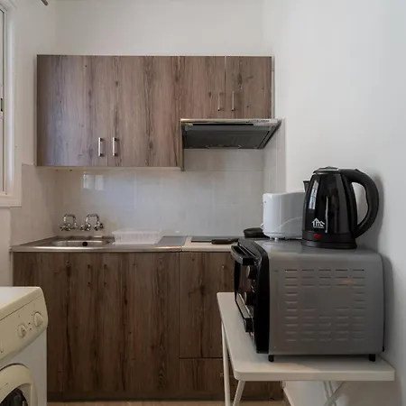 Orchid's Cozy & Balcony In Daire Larnaca