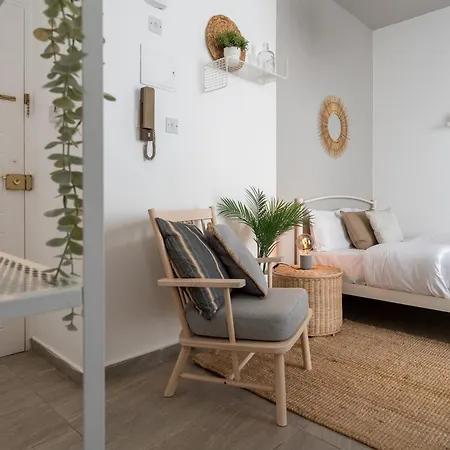 Orchid's Cozy & Balcony In *