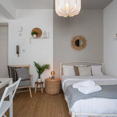 Apartman Orchid's Cozy & Balcony In *