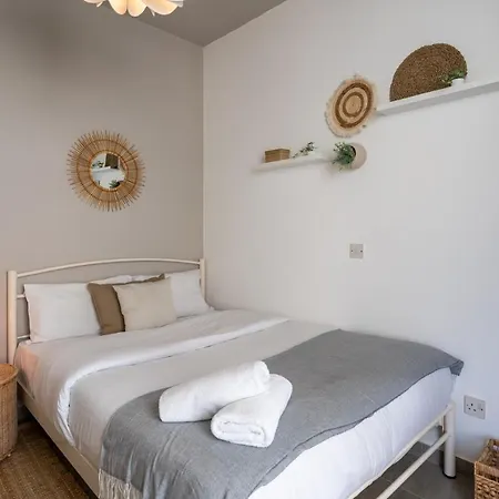 Orchid's Cozy & Balcony In Λάρνακα