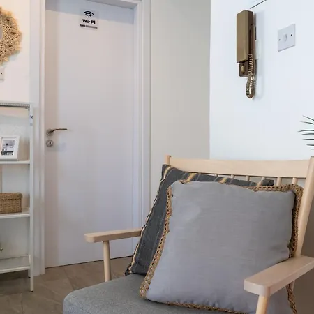Apartman Orchid's Cozy & Balcony In *
