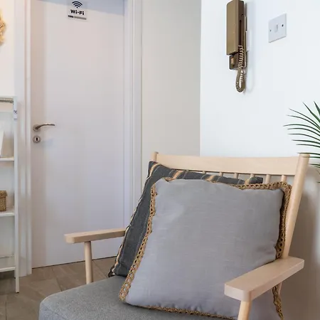 Orchid's Cozy & Balcony In Lárnaka
